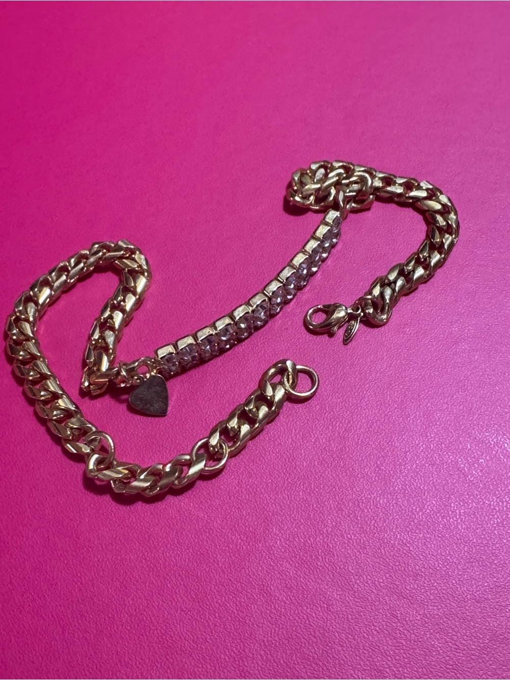 Avon Gold-tone Anklet Featuring Rhinestone Bar With Heart Charm 
Vintage - Picture 7 of 9